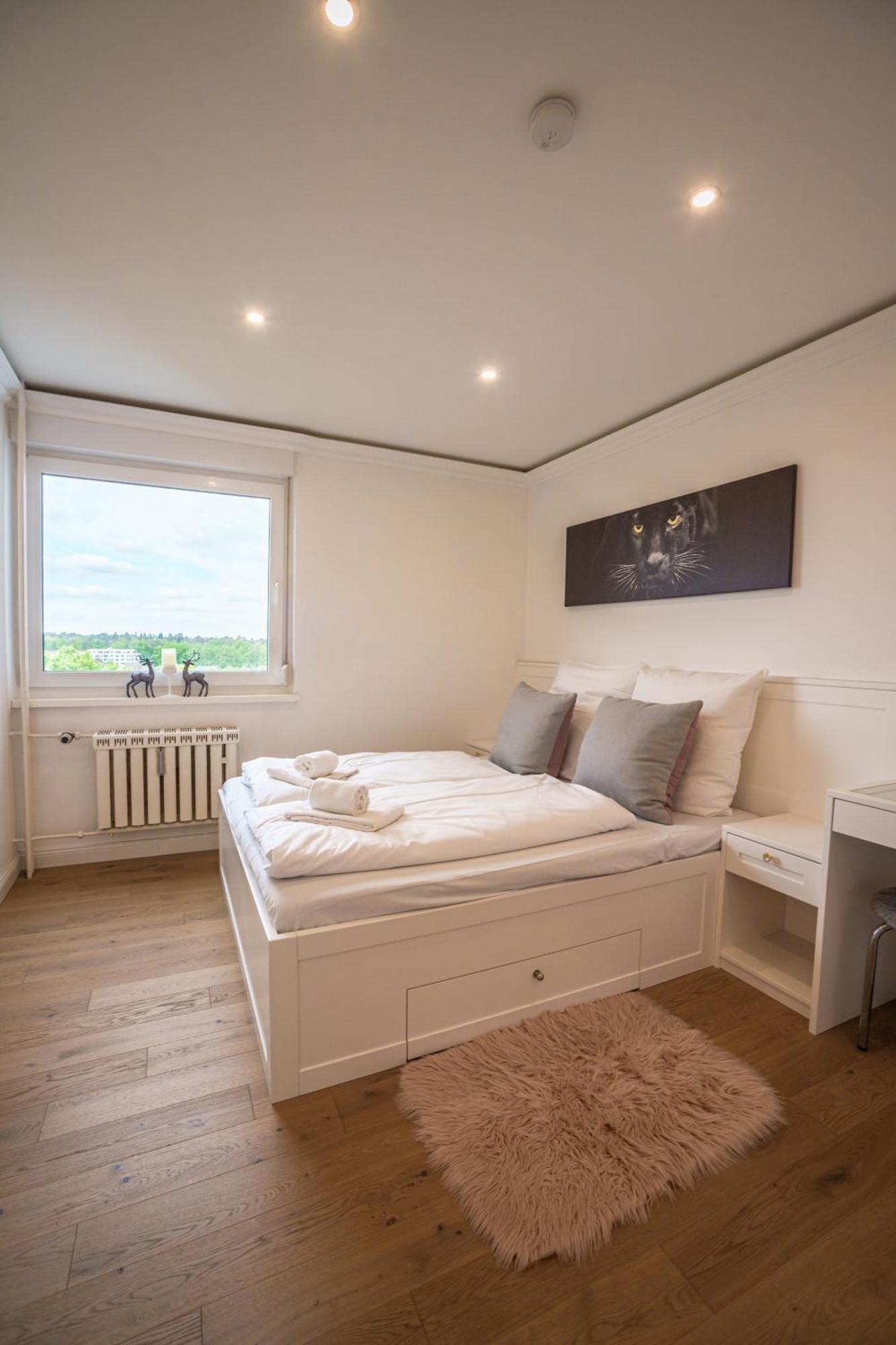Apartment Am Neuen Teich -Balkon- 4 Personen -Waschmaschine Wolfsburg Esterno foto